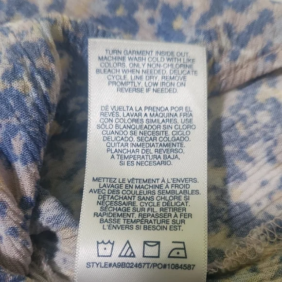 Angels Blue and White Tie Front Short Sleeve Blouse - Picture 13 of 13